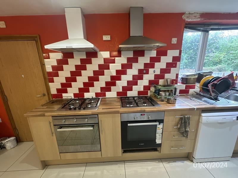 9 bed property in Richards Street, Cardiff